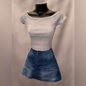 Pretty Light Grey Cropped Shirt💕